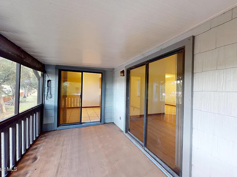 9017 Manchester Ln #21E — Photo 30