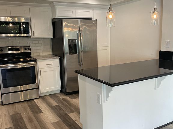 2nd image of 500 N St Unit 602