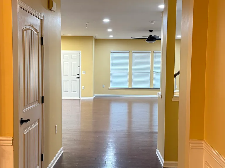 2101 Chipley Dr — Photo 25