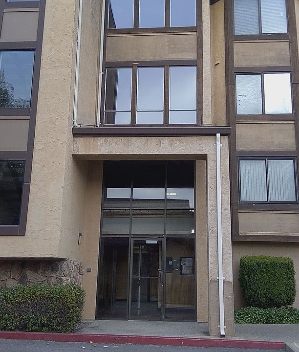 1st image of 26953 Hayward Blvd APT 202