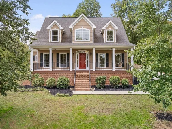 1001 Ault Dr, Chattanooga, TN 37404