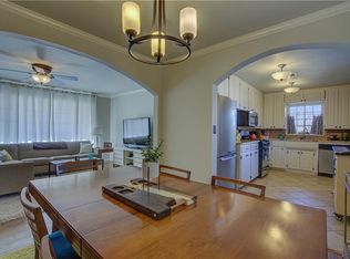 1845 Westminster Pl, Nichols Hills, OK 73120