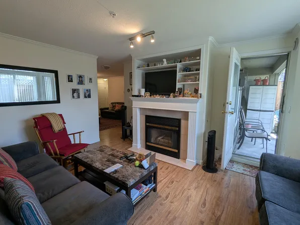 13226 104th Ave #103, Surrey, BC V3T 1V1