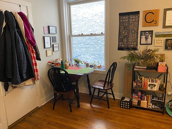 3rd image of 4516 N Malden St APT 2M
