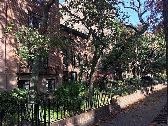 2nd image of 143 Lafayette Ave APT 5F