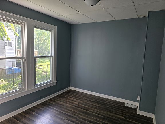 3rd image of 708 Buck St