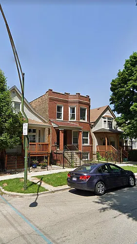 2742 W Nelson St #1 Photo 1