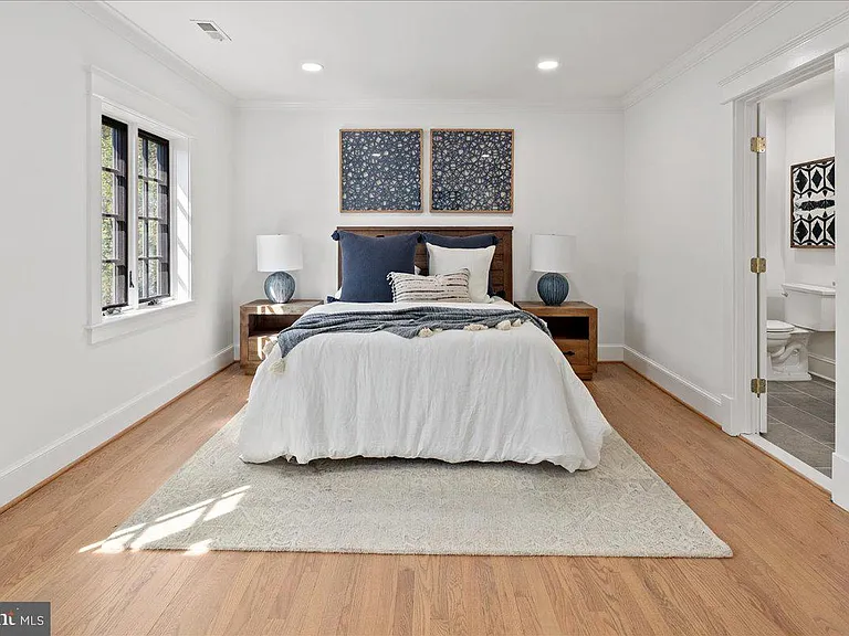 10816 Barn Wood Ln — Photo 37
