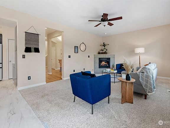 4th image of 11613 183rd Street E