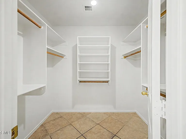 12548 W Roanoke Ave — Photo 17