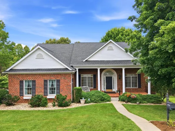 1476 Glenbrooke Dr, Lynchburg, VA 24503
