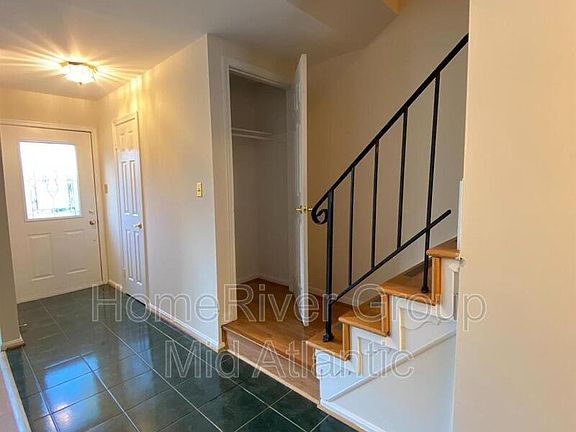 4th image of 2973 Cashel Ln