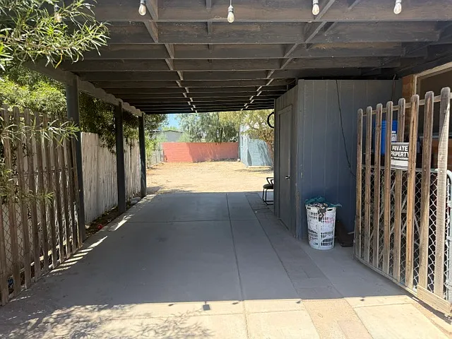 108 W Palmdale St #2 — Photo 3