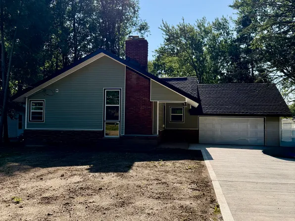 12238 Blazey Trl, Strongsville, OH 44136