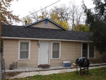 1st image of 2943 N 35th St