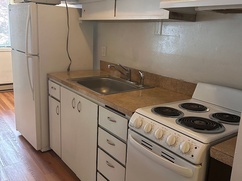 1st image of 239 Williams Ave N APT 3