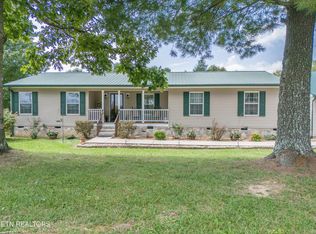 755 Hayes Rd, Crossville, TN 38555