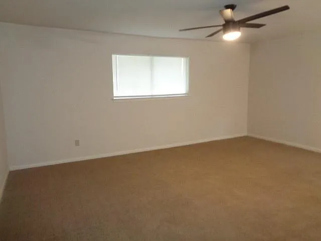 1374 Gentle Bend Dr — Photo 14