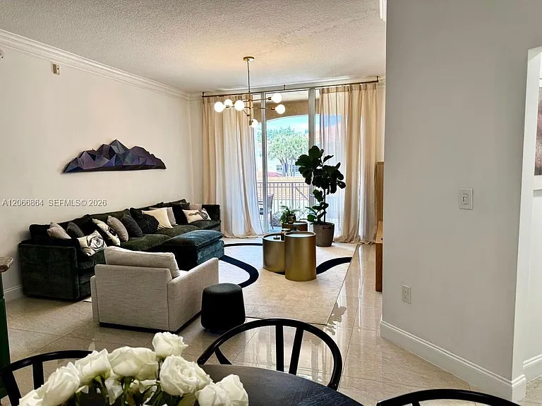 3001 NE 185th St #225 — Photo 3