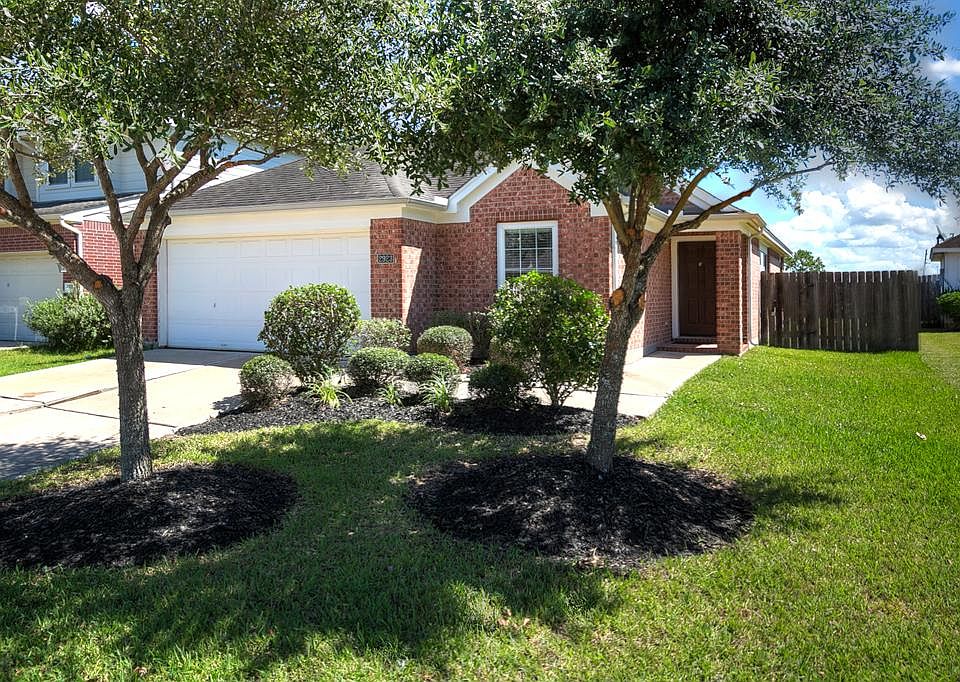 1st image of 2923 Indigo Dr