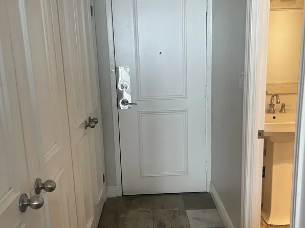 40 Homewood Ave, Toronto, ON