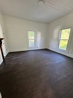 204 Spring St — Photo 6