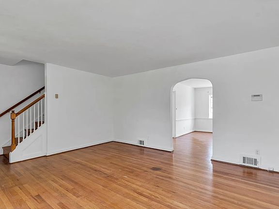 4th image of 1804 Winford Rd