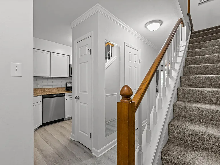 849 Baldwin Ave #2H — Photo 7