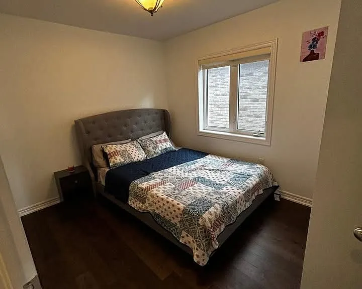 232 Kincardine St — Photo 15