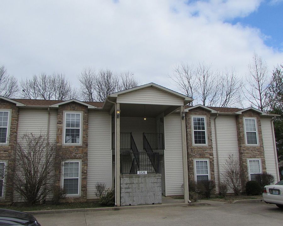 1st image of 2826 Hemlock Ct APT A