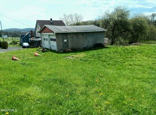 1287 William Penn Ave, Johnstown, PA 15906