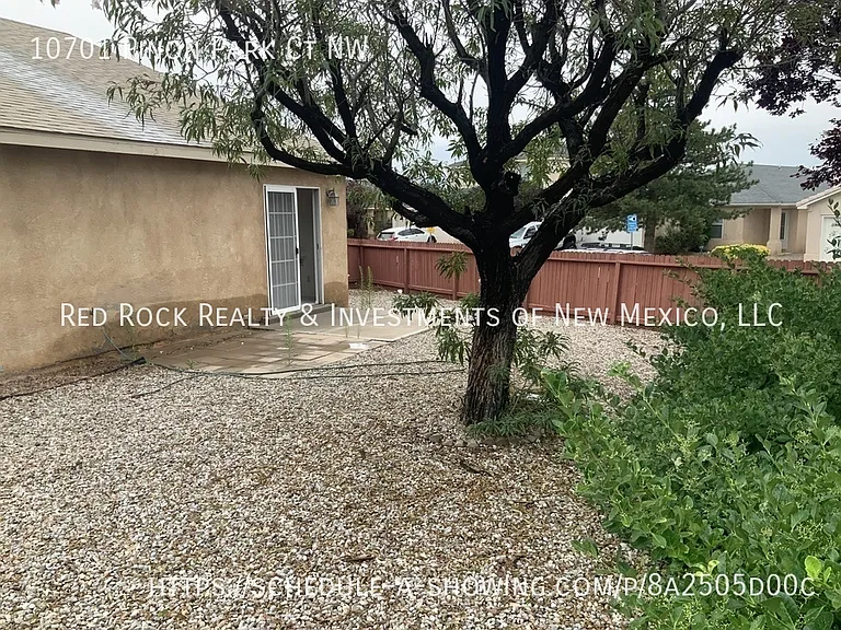 10701 Pinon Park Ct NW — Photo 14