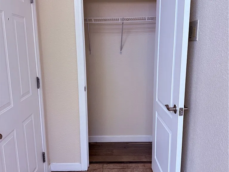 9325 W Desert Inn Rd #260 — Photo 18