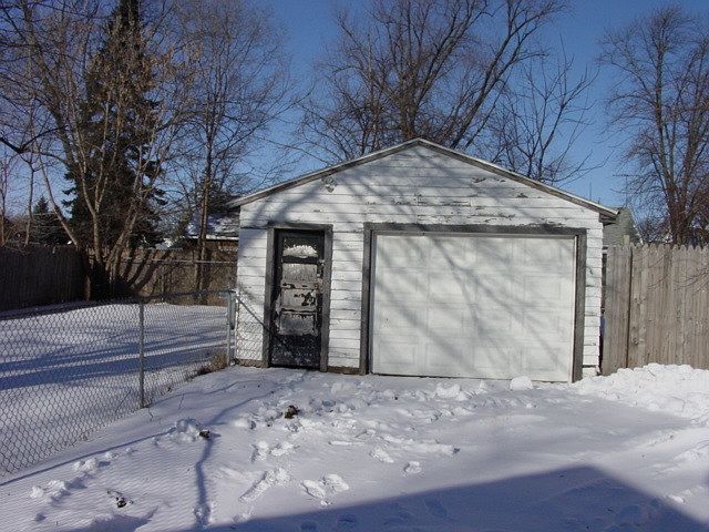 2nd image of 1113 Ridgeway Ave
