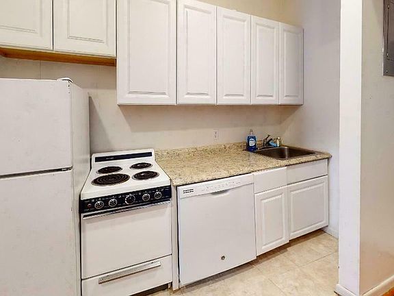 3rd image of 7 W 103rd St APT 3A