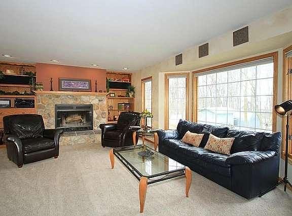 5th image of N74W22317 Alta Vista Dr