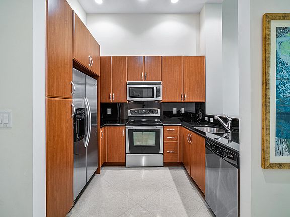 5th image of 701 S Olive Ave APT 309