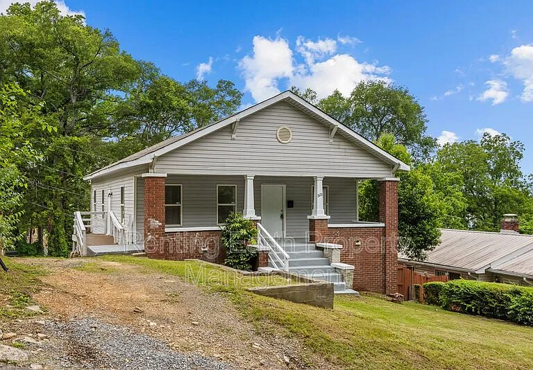 2426 Avenue U — Photo 1