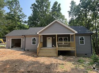 1 Gallion Rd, Charlotte, TN 37036