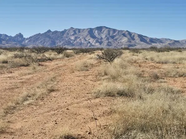W Bentley #18, Pearce, AZ 85625