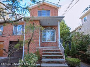 115 Highland Rd, Staten Island, NY 10308