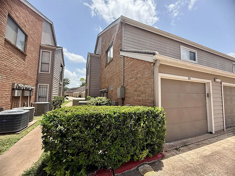 6701 Sands Point Dr #36 — Photo 31
