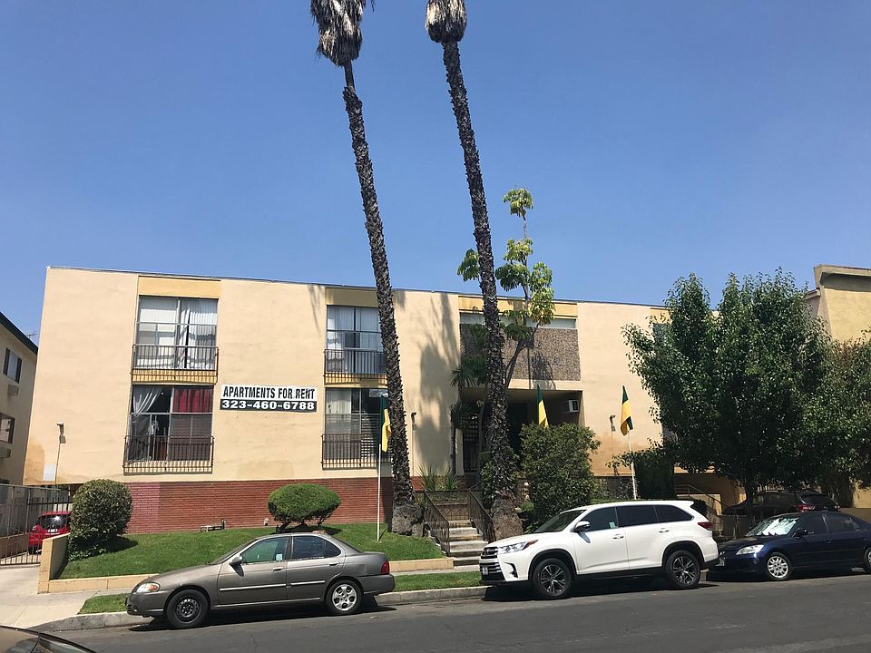 2nd image of 133 S Mariposa Ave APT 11