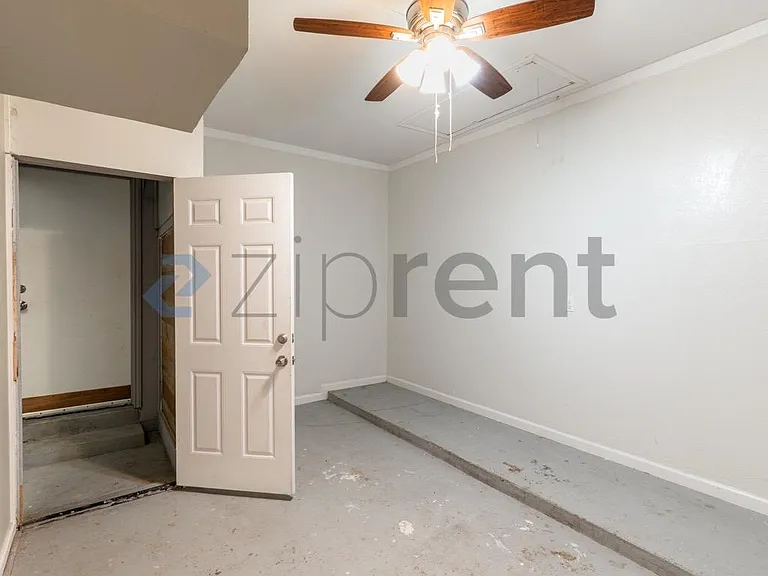 6502 Bramber Ln — Photo 15