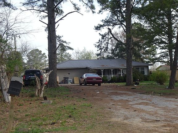 3rd image of 695 County Road 99