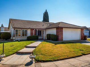 689 Summit Lakes Ct, Galt, CA