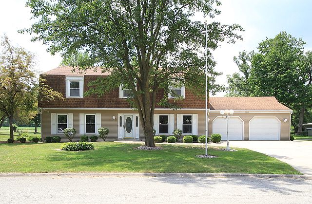 1st image of 19831 Tanglewood Dr W