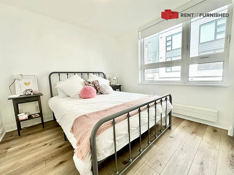 515 E 2nd St #113 — Photo 18