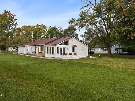 4th image of 5877 S Woodstrail Dr