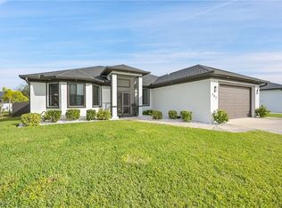 607 NW 16th Pl, Cape Coral, FL 33993